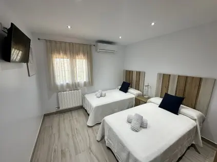 habitacion doble con camas individuales casa rural montefrio